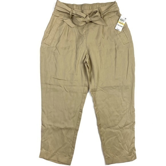 Maison Jules Pants - Maison Jules Beige Belted Pocketed Crop Pant